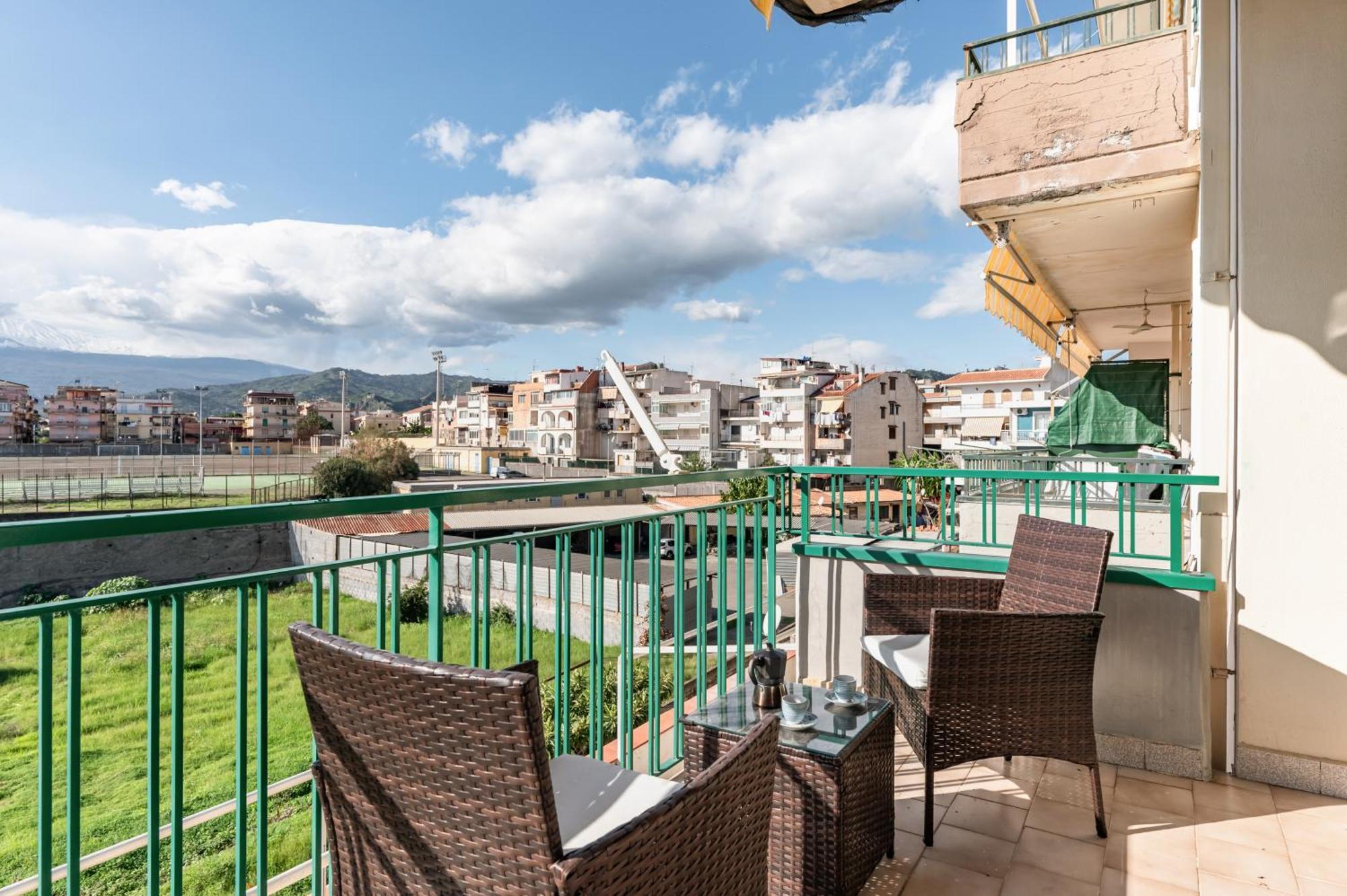 La Casa Di Tobia & Little Paradise Beach Apartments Giardini Naxos Exteriör bild